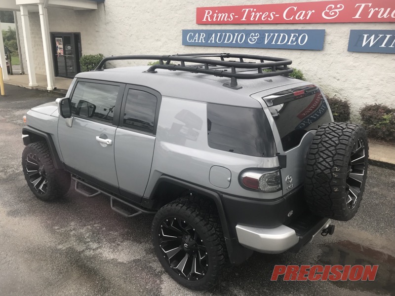 2014 Toyota Fj Cruiser Gets Roof Wheel Tire And Lift Kit Upgrades