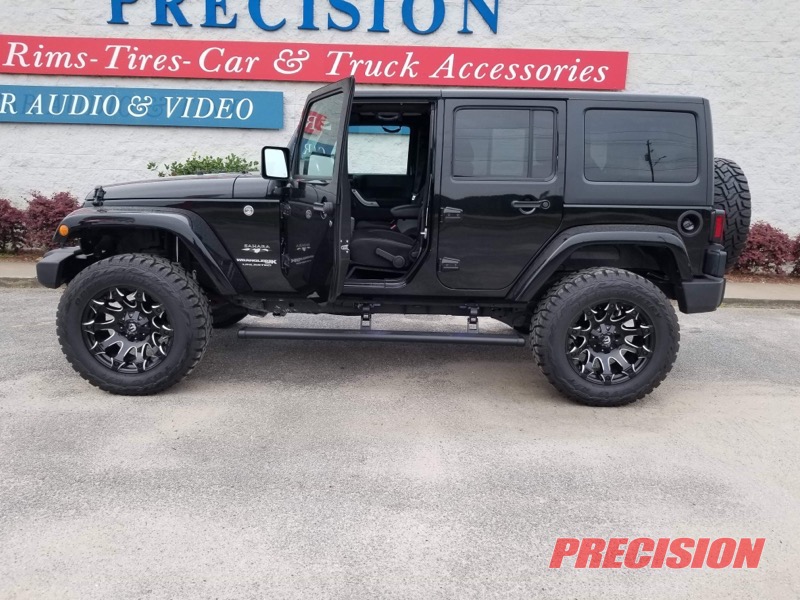 2018 Jeep Wrangler Unlimited Gets Upgraded Wheels and Powersteps