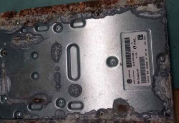 Modern-Vehicle-Electronics-and-Water-Damage-Article